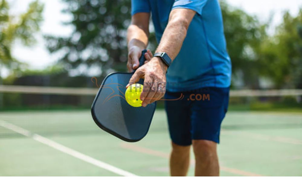 Kiểu giao bóng Pickleball hiệu quả nhất và chiến thuật áp dụng