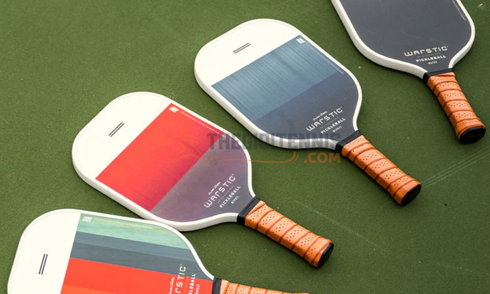 Bảng so sánh tổng quan 3 loại vợt Pickleball_ Gỗ, composite và graphite