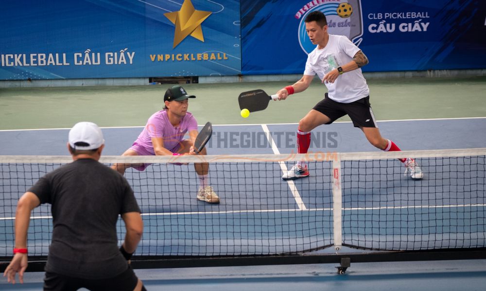 Trả kết quả bóng dưa chua