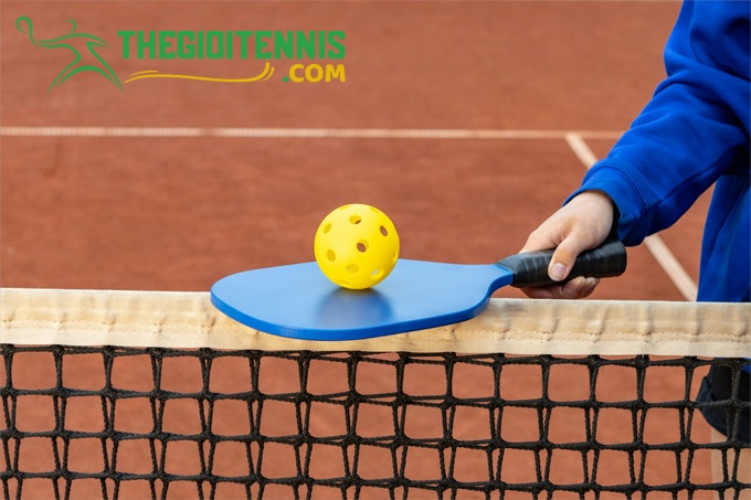 Lỗi sai thường gặp và cách khắc phục khi chơi Pickleball Lỗi sai thường gặp và cách khắc phục khi chơi Pickleball