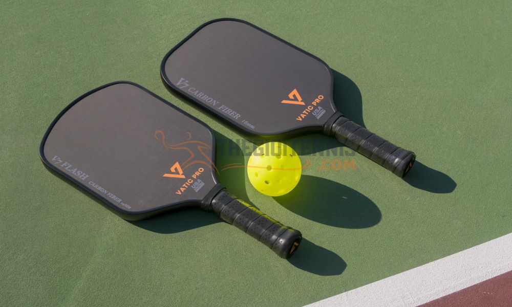 Trang chủ 18 phan biet vot pickleball that gia