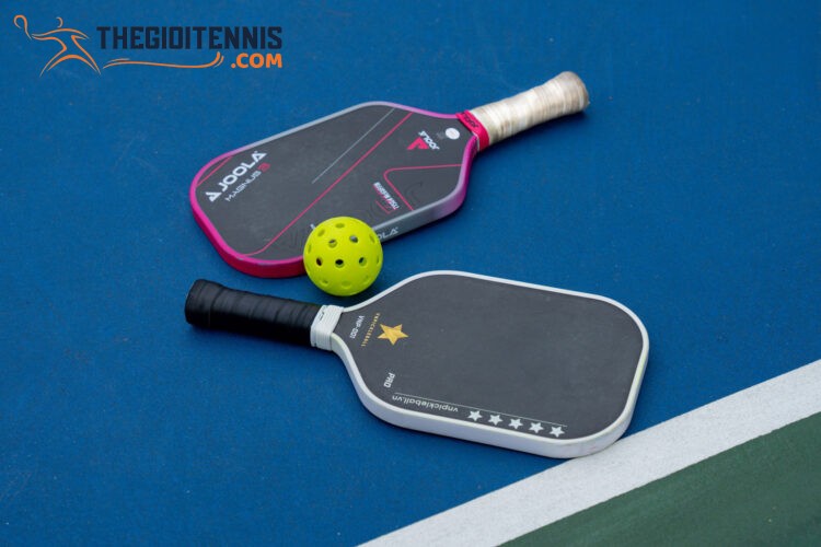 vợt Pickleball dành cho người chơi kiểm soát bóng